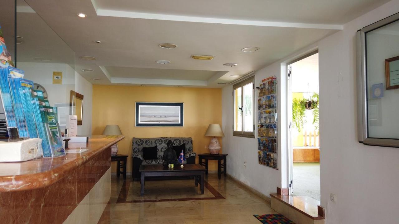 פלאייה דל אינגלז Apartamentos Montemar מראה חיצוני תמונה