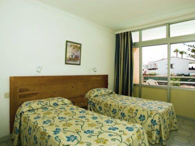 פלאייה דל אינגלז Apartamentos Montemar מראה חיצוני תמונה