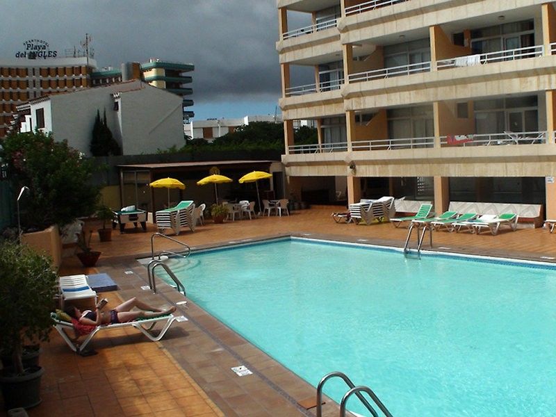 פלאייה דל אינגלז Apartamentos Montemar מראה חיצוני תמונה