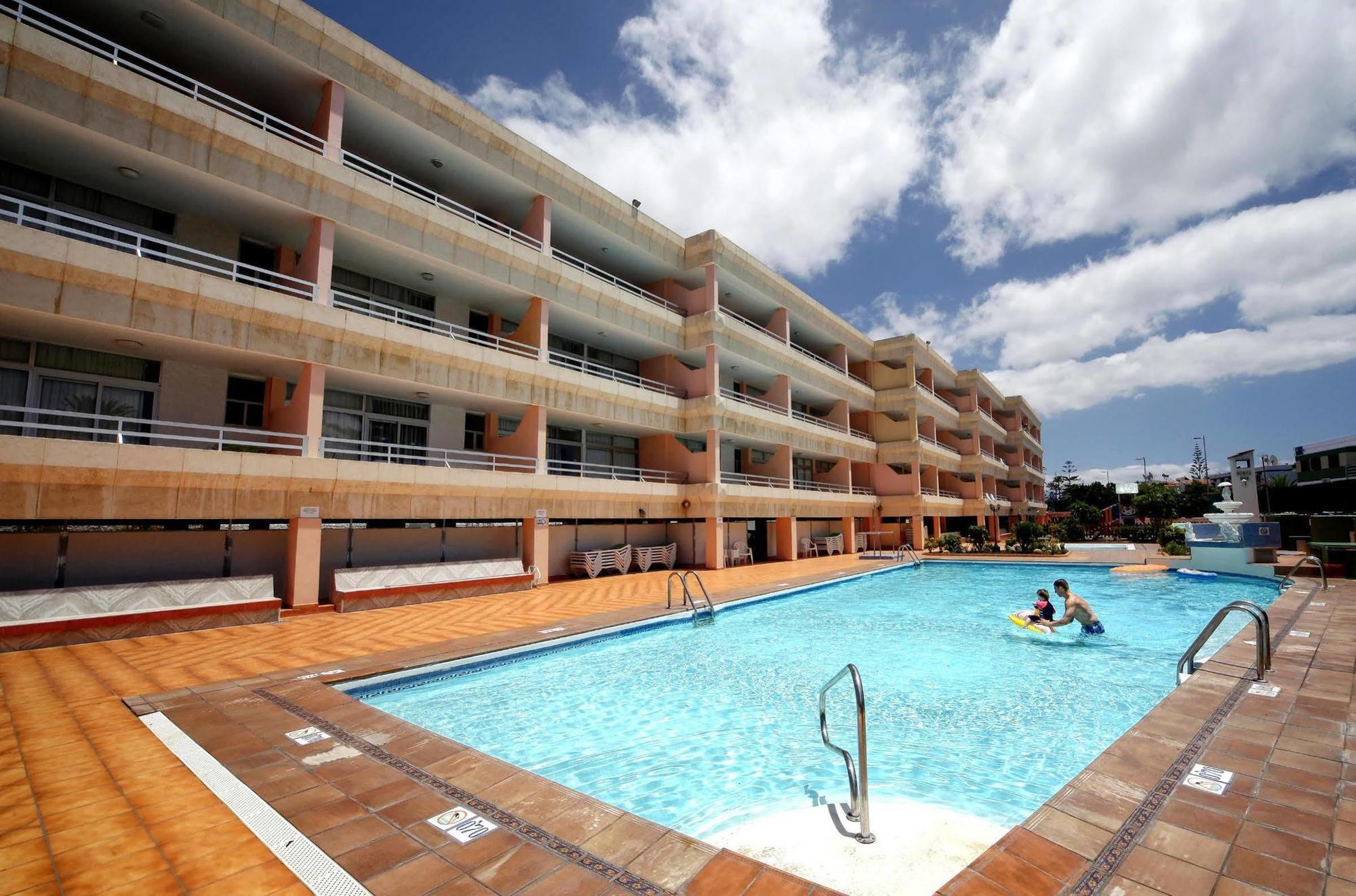 פלאייה דל אינגלז Apartamentos Montemar מראה חיצוני תמונה