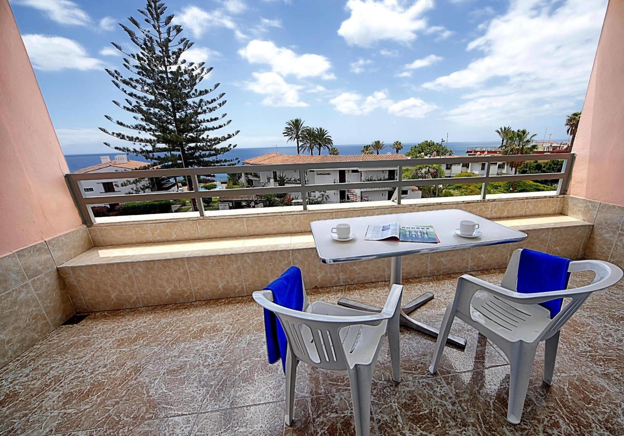 פלאייה דל אינגלז Apartamentos Montemar מראה חיצוני תמונה